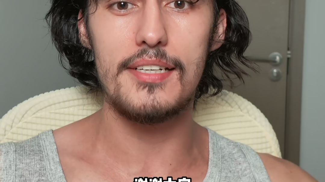配图