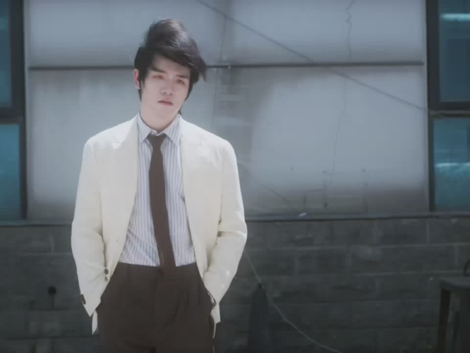 配图