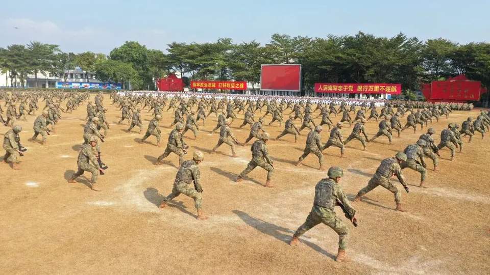 配图