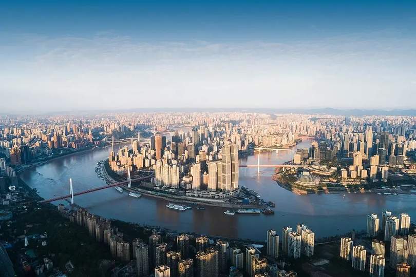 配图