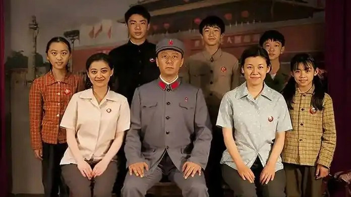 配图