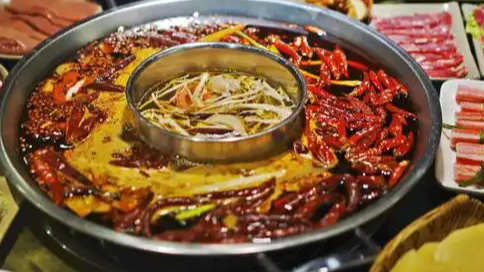 配图
