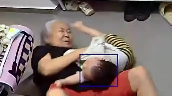 配图