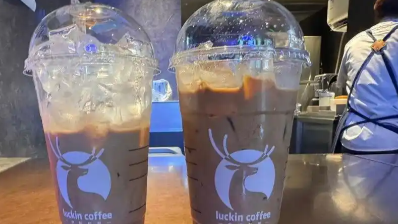 配图