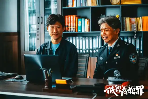 配图