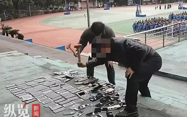 配图